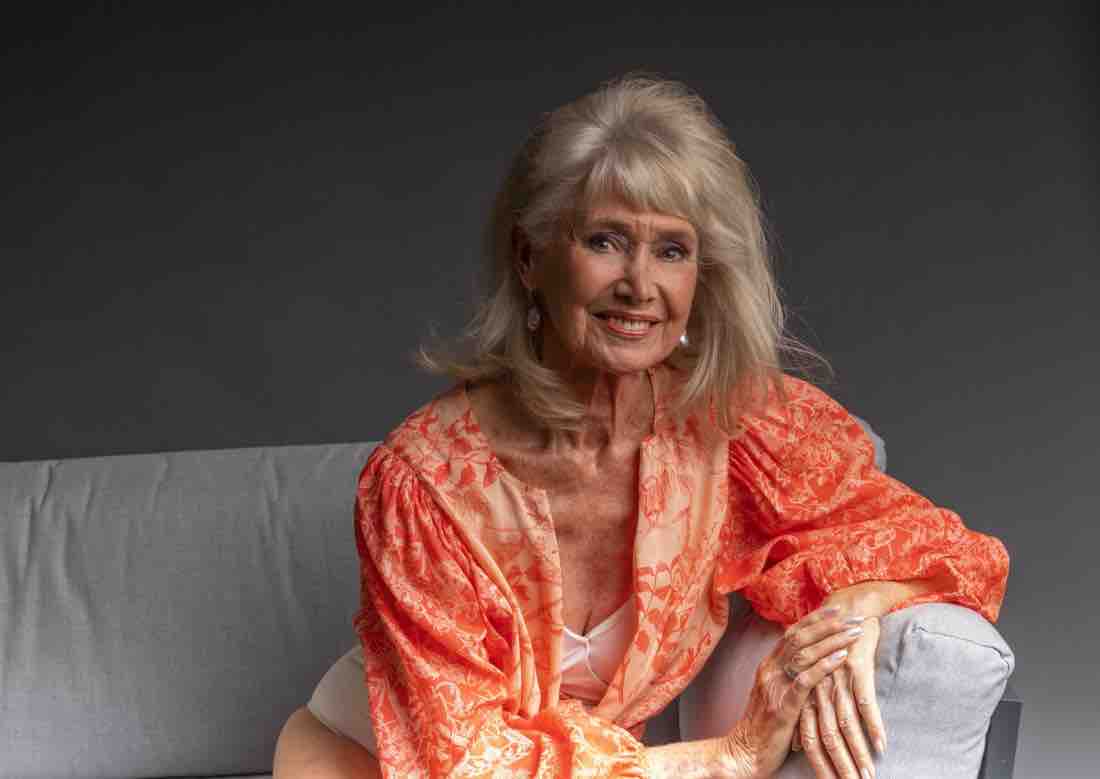 Jan Leeming Publicity